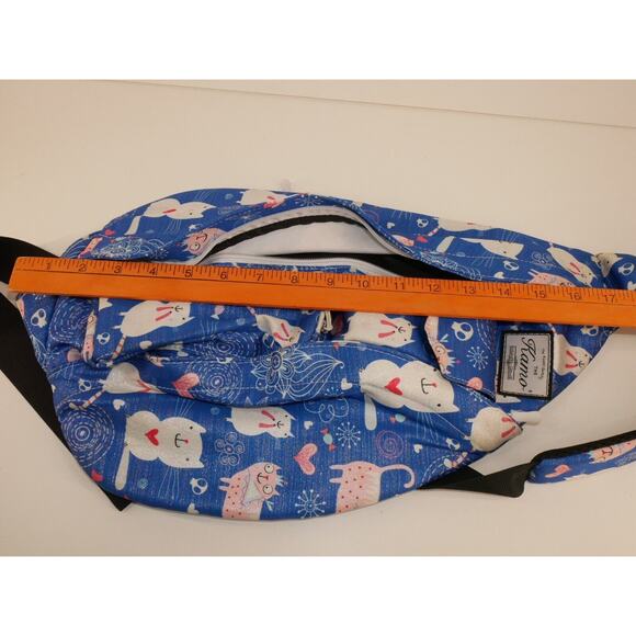 The Kamo Large Sling Crossbody Bag Shimmery Cats Hearts Blue - Picture 14 of 16